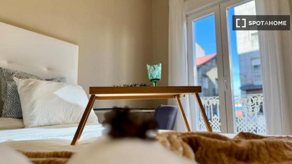 Chambre à louer dans un appartement partagé de 5 chambres à Vigo