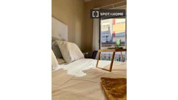 Chambre à louer dans un appartement partagé de 5 chambres à Vigo