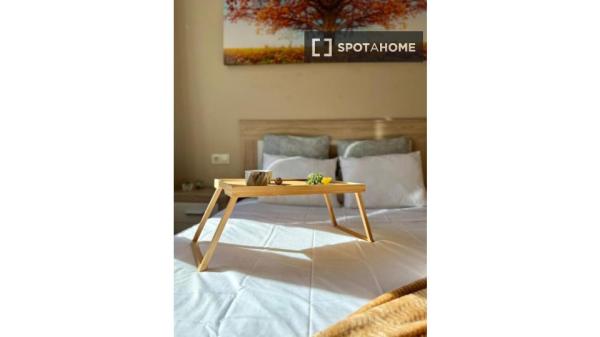 Chambre à louer dans un appartement partagé de 5 chambres à Vigo