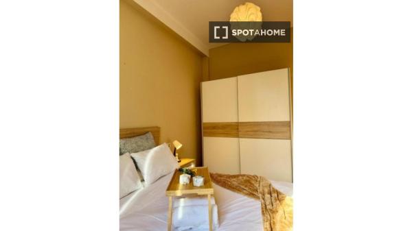 Zimmer in einer 5-Zimmer-WG in Vigo zu vermieten