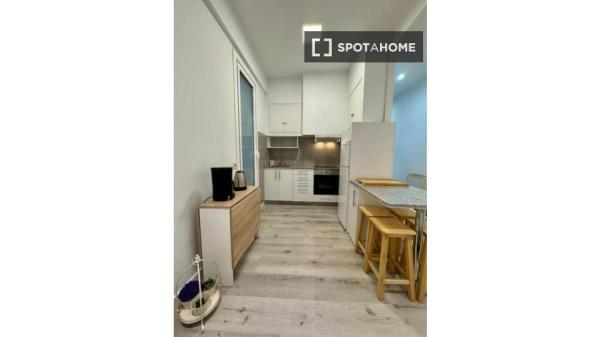 Zimmer in einer 5-Zimmer-WG in Vigo zu vermieten