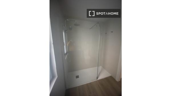 Apartamento de 2 dormitorios en alquiler en La Trinidad Este, Málaga