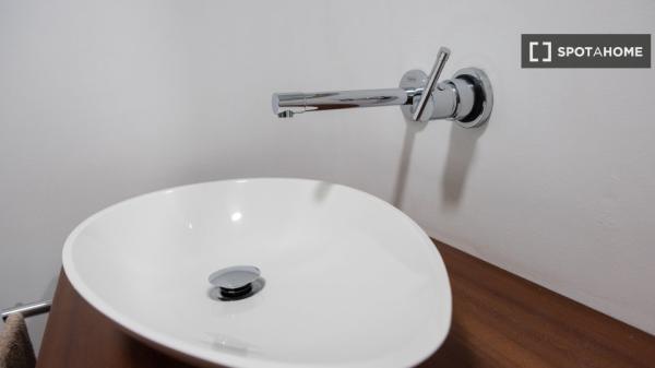 Estudio en alquiler en Los Remedios, Sevilla