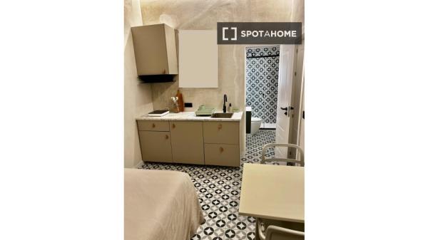 Estudio en alquiler en Eixample, Barcelona