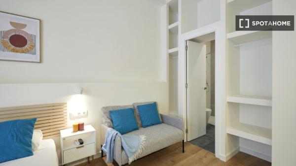 apartamento de 1 dormitorio en alquiler en El Raval, Barcelona