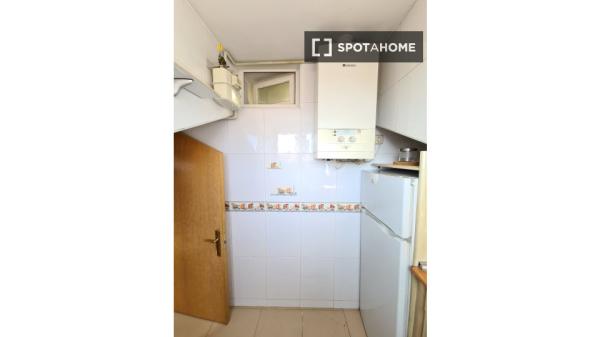 Estudio en alquiler en Embajadores, Madrid