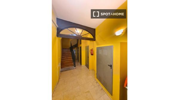 Estudio en alquiler en Embajadores, Madrid