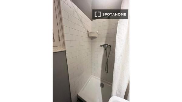 Zimmer in einer Wohngemeinschaft in Barcelona