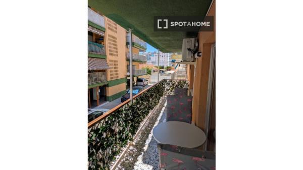 Apartamento de 3 habitaciones en alquiler en Grau i Platja, Valencia