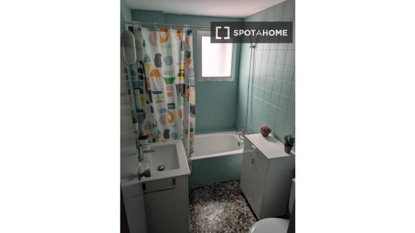 Apartamento de 3 habitaciones en alquiler en Grau i Platja, Valencia