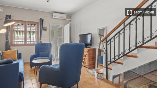 Apartamento de 2 dormitorios en alquiler en Santa Pola