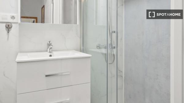 Apartamento de 2 dormitorios en alquiler en Santa Pola