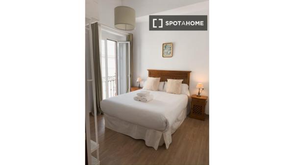 Estudio en alquiler en Triana, Sevilla