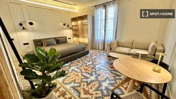 Estudio en alquiler en La Dreta de l'Eixample, Barcelona