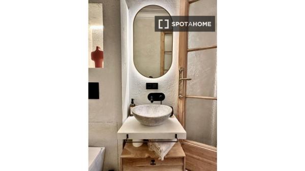 Estudio en alquiler en La Dreta de l'Eixample, Barcelona