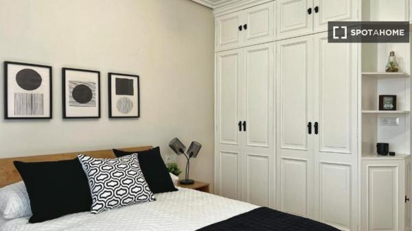 Chambre en colocation à louer à Coia, Vigo