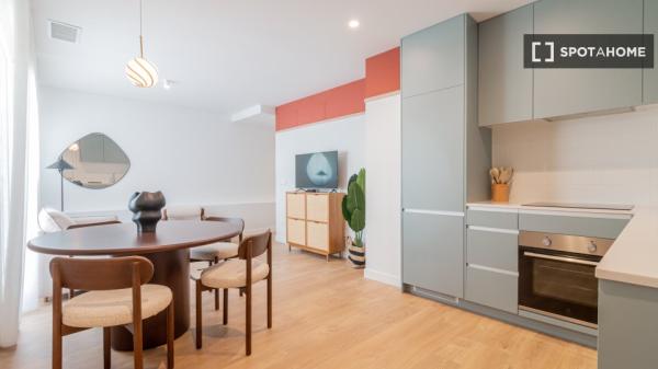 Piso de 2 dormitorios en alquiler en Guindalera, Madrid.