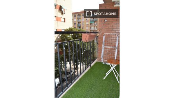 Zimmer in Wohngemeinschaft in València