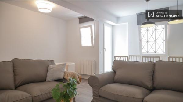 Habitación en piso compartido en alquiler en Numancia, Madrid
