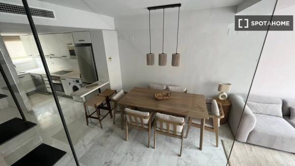 Apartamento de 3 dormitorios en alquiler en Jávea, Alicante