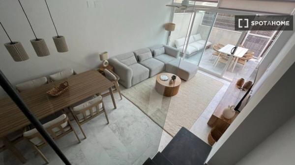 Apartamento de 3 dormitorios en alquiler en Jávea, Alicante