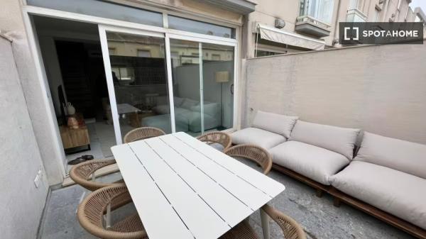 Apartamento de 3 dormitorios en alquiler en Jávea, Alicante