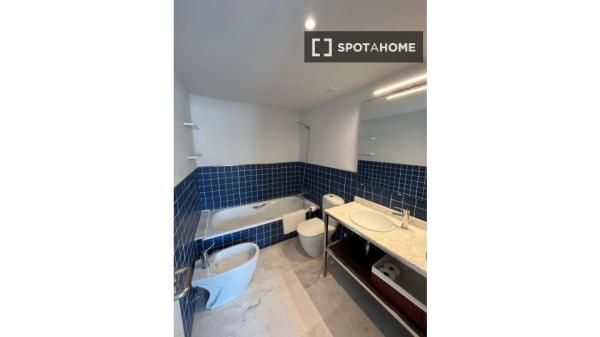 Apartamento de 3 dormitorios en alquiler en Jávea, Alicante