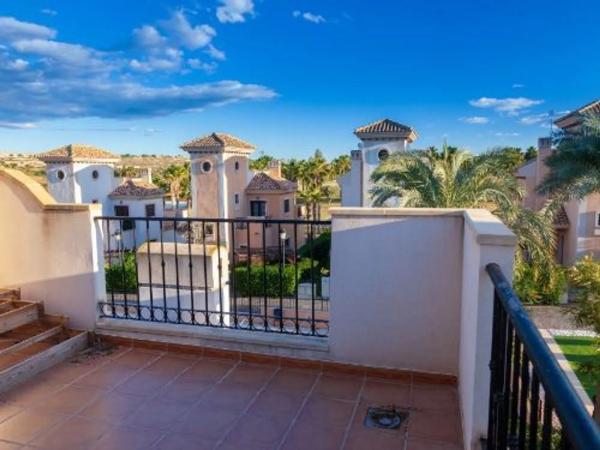 Chalet pareado en avenida Antonio Pedrera Soler, 53