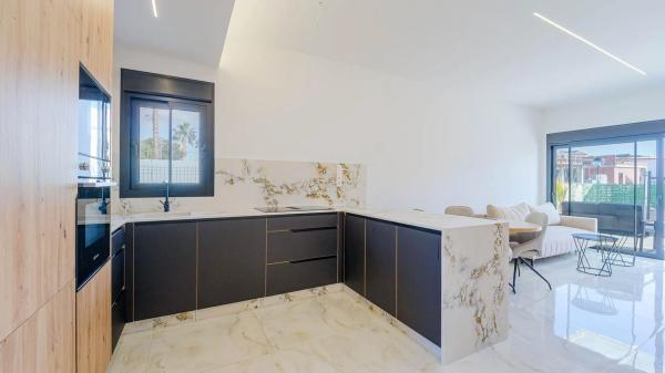 Casa independiente en avenida Antonio Pedrera Soler, 17