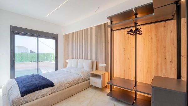 Casa independiente en avenida Antonio Pedrera Soler, 17