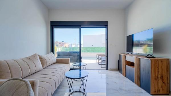 Casa independiente en avenida Antonio Pedrera Soler, 17