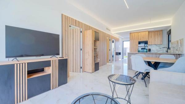 Casa independiente en avenida Antonio Pedrera Soler, 17