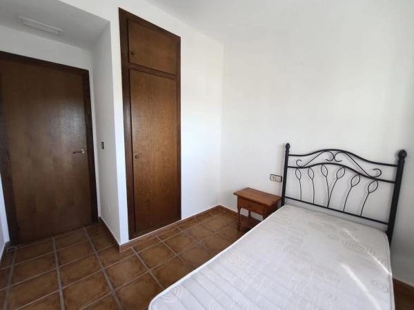 Chalet pareado en Av Antonio Pedrera Soler, 53