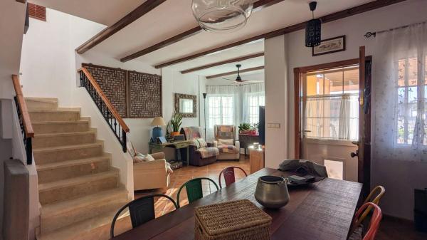 Casa independiente en calle Italia