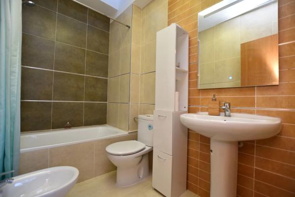 Chalet adosado en calle San Miguel