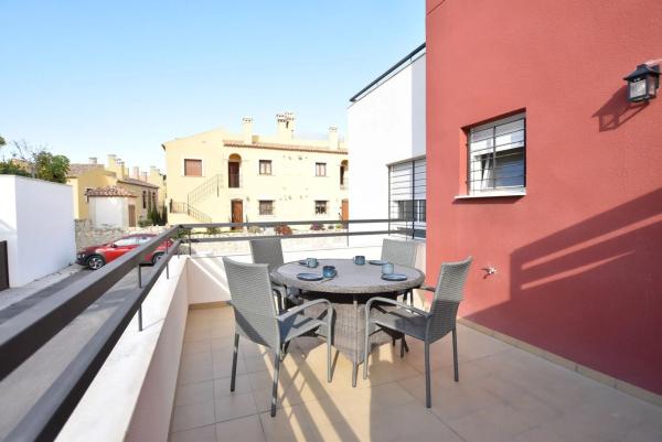 Chalet adosado en calle San Miguel