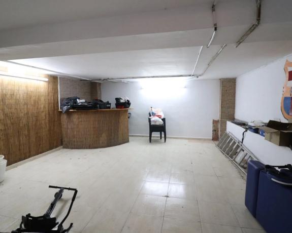 Casa independiente en via Azarbe Viñas s/n