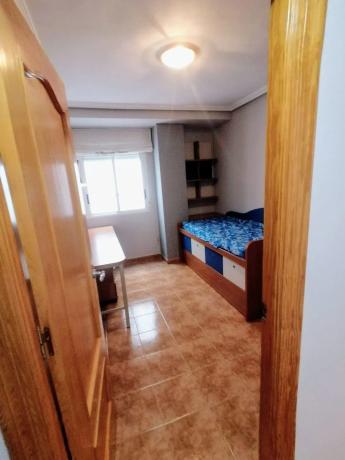 Piso en calle los Lirios