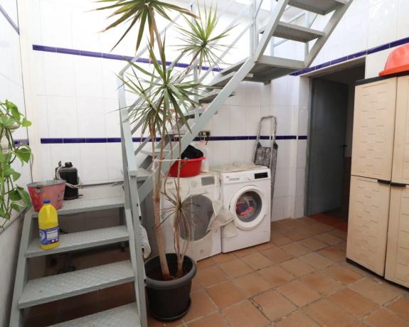 Casa independiente en via Azarbe Viñas s/n