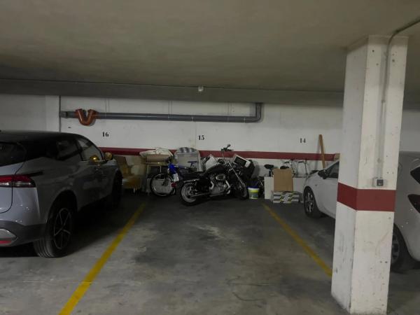 Piso en calle Miguel Hernández, 67