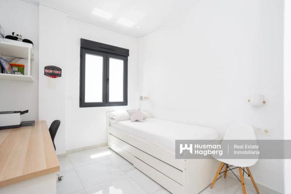 Chalet en Poligono Sector D