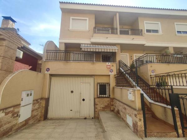 Chalet en camino Gómez Mompean