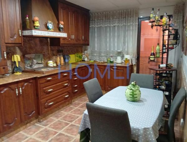 Chalet pareado en calle Vicente Blasco Ibáñez