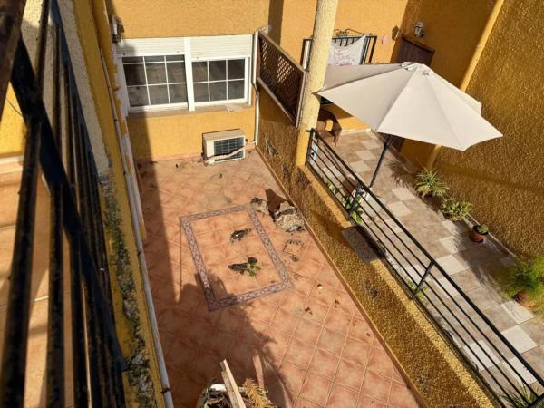 Chalet adosado en calle Miguel de Unamuno