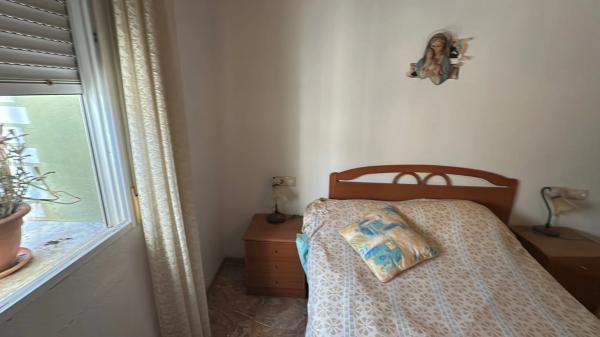 Chalet adosado en calle Castell