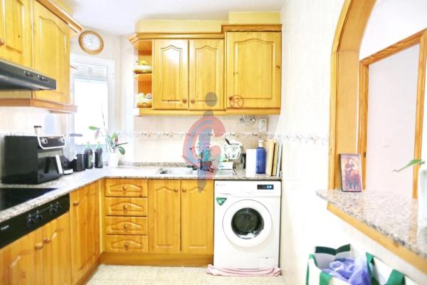 Piso en calle Manuel Lucas Macia, 1