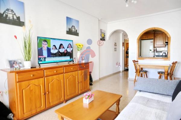 Piso en calle Manuel Lucas Macia, 1