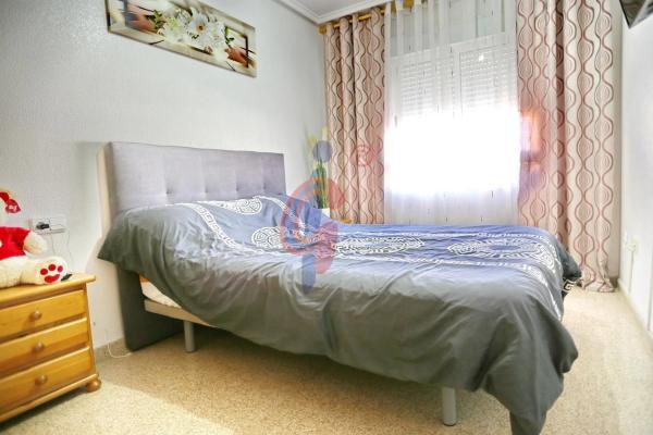 Piso en calle Manuel Lucas Macia, 1