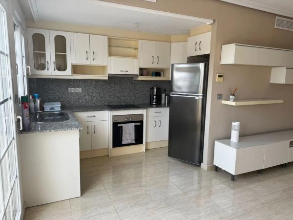 Piso en avenida el Fenoll, 60