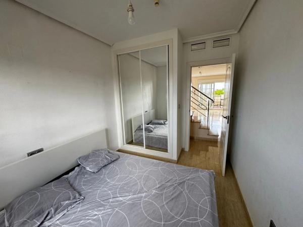 Piso en avenida el Fenoll, 60